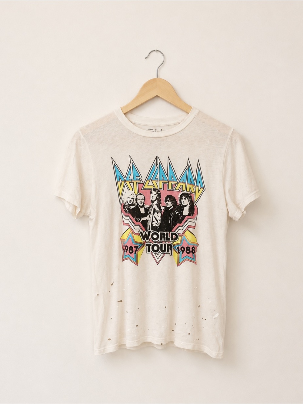 Chaser 1987 Def Leppard World Tour Distressed Tee Medium